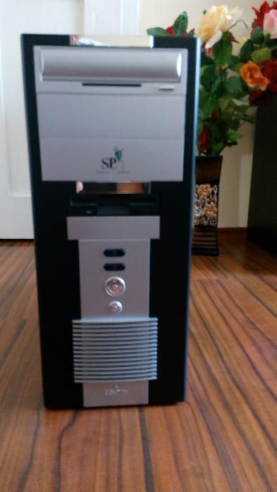 Настолен компютър