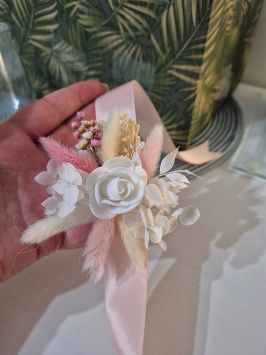 Buchete de mireasa/nasa  Lumanari nunta/botez Preturi mici