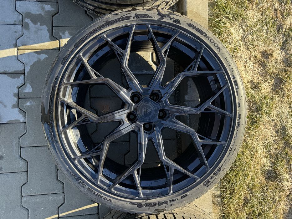 Vand jante Venom FlowForged R20 5x112