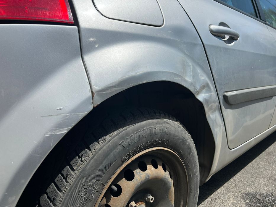 Renault Megane 2 an 2006 1.6 litri 16 valve benzina