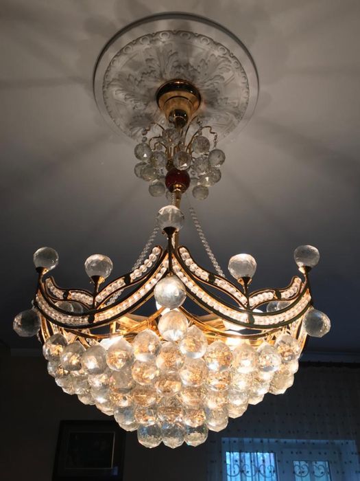 Люстры 2-х видов