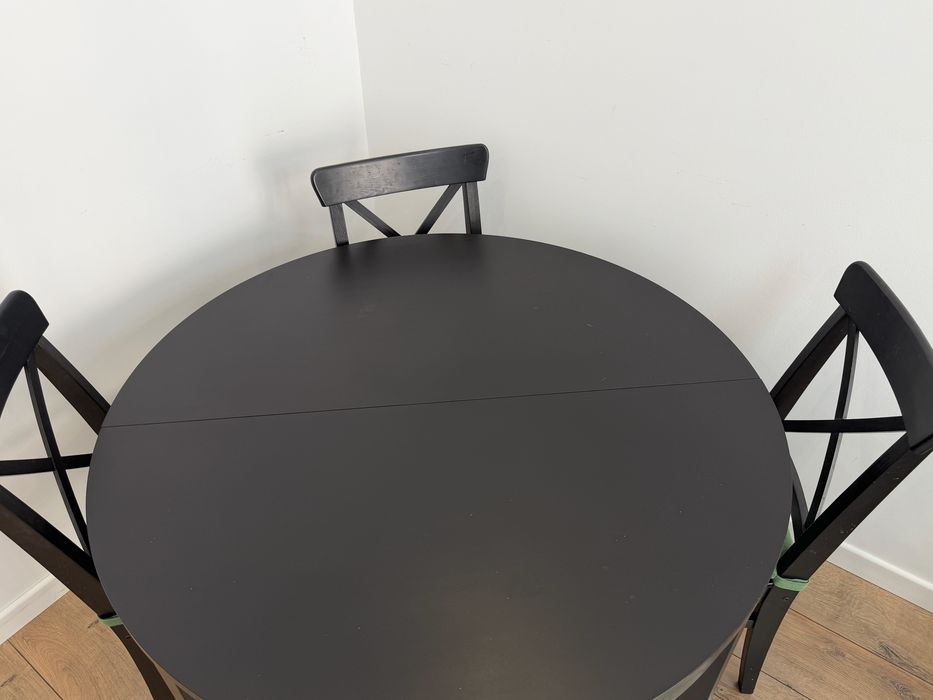 Стол со стульями IKEA