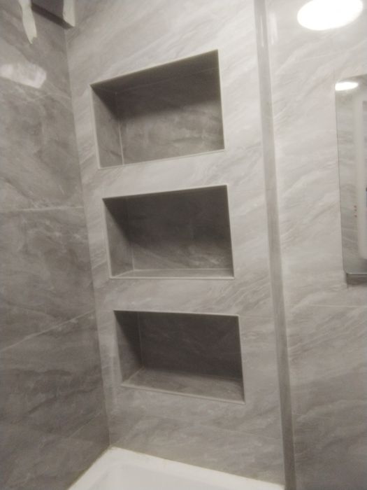 Виктор-Кафельщик ! С профессиональным образованием строителя.