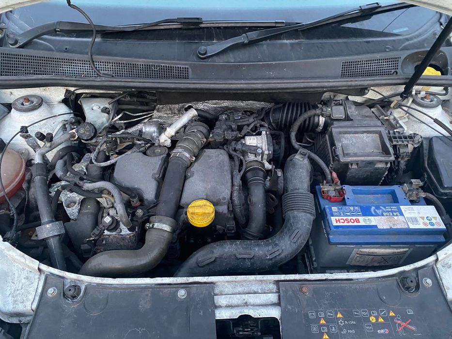 Dezmembrez / Dezmembrari Logan MCV 2 2017