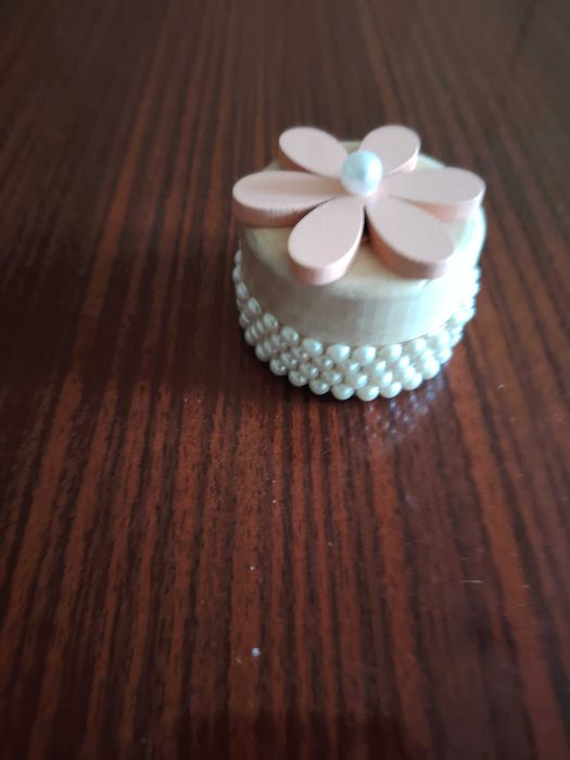 Ръчно изработени кутии за бижута