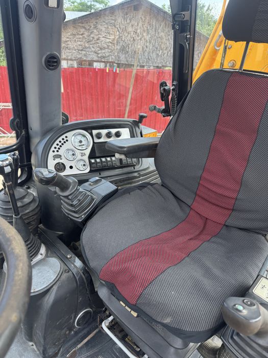 Buldoexcavator jcb 3cx