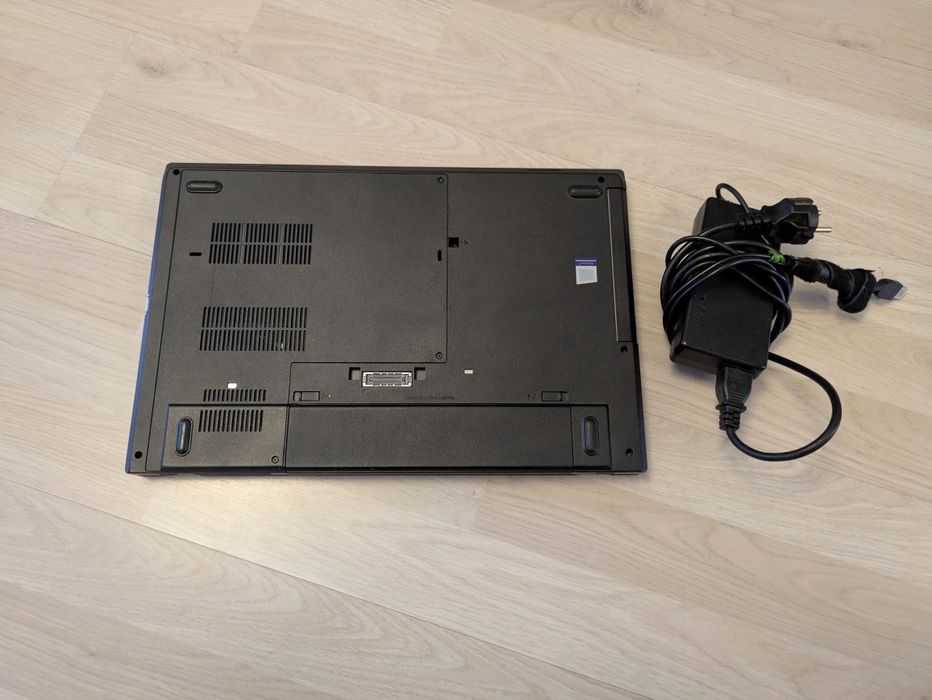 Thinkpad L560 defect - pentru piese