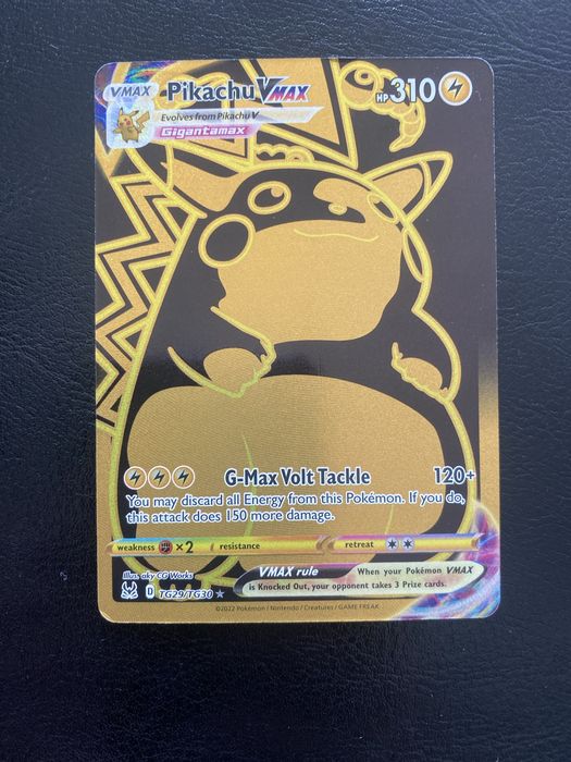 Pikachu VMAX TG29/TG30, variantă Trainer Gallery, din Brilliant Stars.