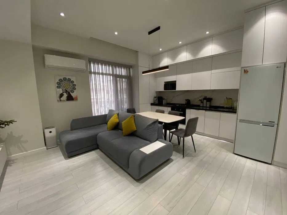 3-комн. 90 м², ЖК Madrid, Яккасарай, Мукими мост, центр`