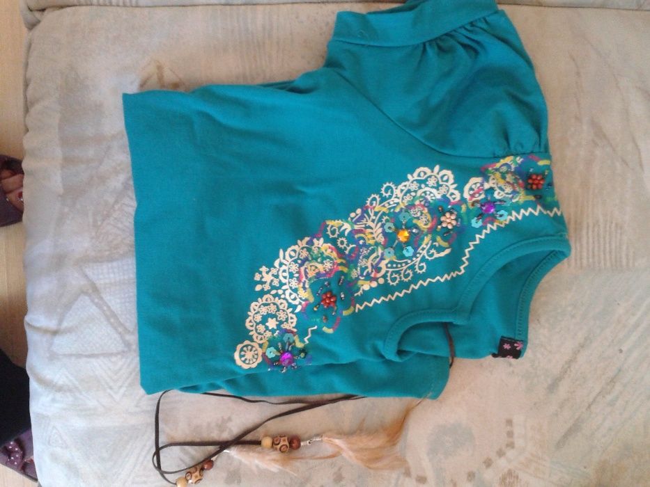Продам футболки женские