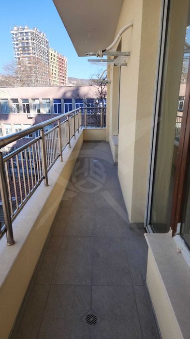 Продава се Двустаен апартамент в Варна, Победа - 84 кв.м за 1227 €/кв.м - Снимка #6