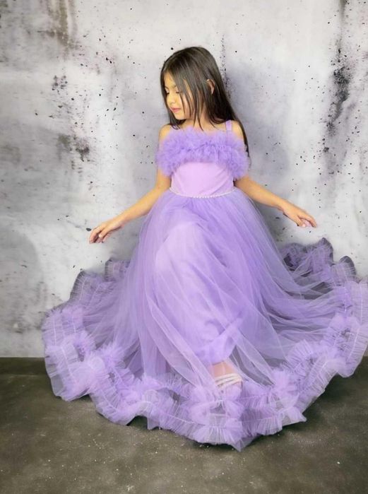 Новое платье 9-10 лет