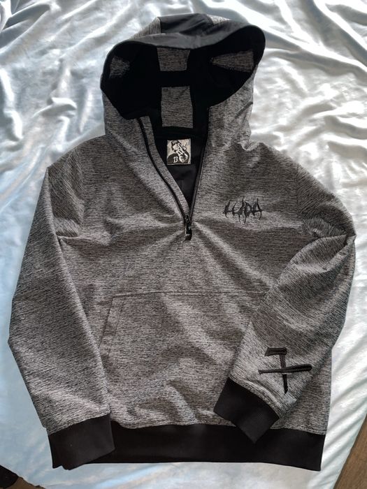 Luda ВЕТРОВКА като чисто нова