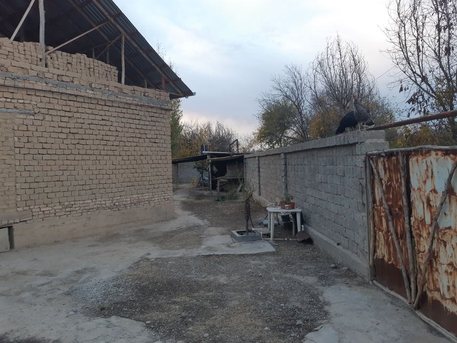 М.Улугбекский р-н,Чингелди! Парк Узбекистан про-ся 9-соток участок