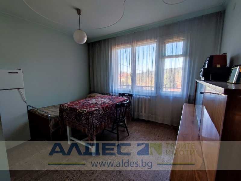 Продава се Къща в с. Кокаляне, Област София-град - 418 кв.м за 1077 €/кв.м - Снимка #14