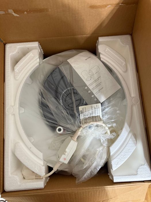 Ariston новый в коробке