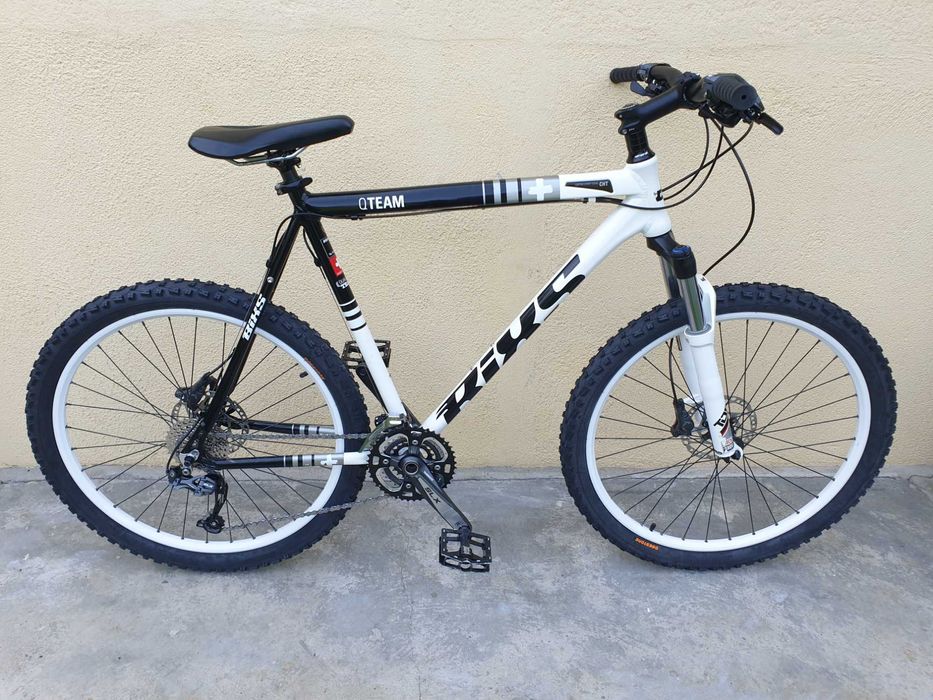 Bicicleta MTB Bixs QTeam CHT Custom Hydro-Tubing