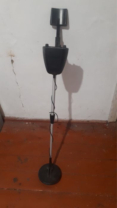 Продам металлоискатель