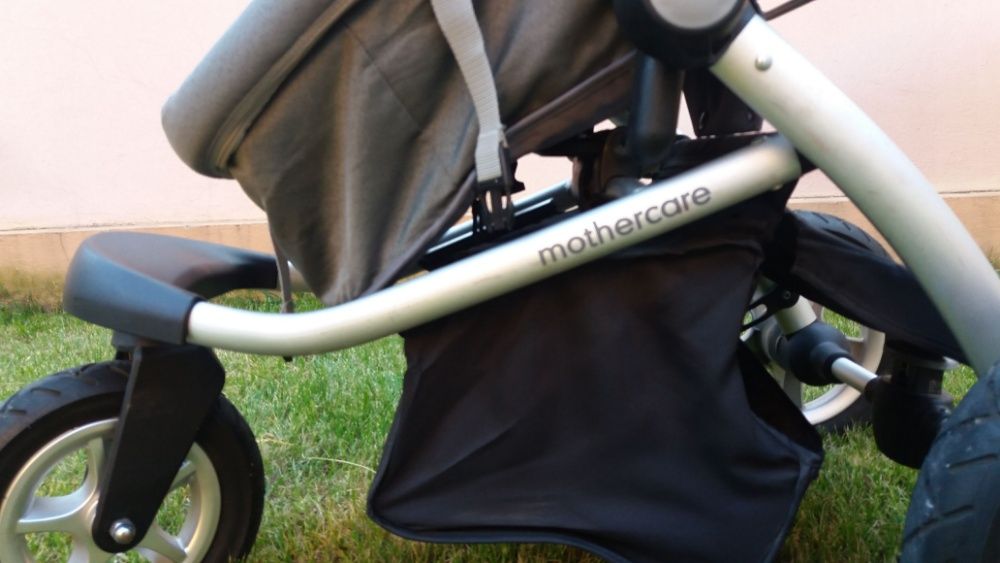 Carucior pliabil Mothercare- SUPER util