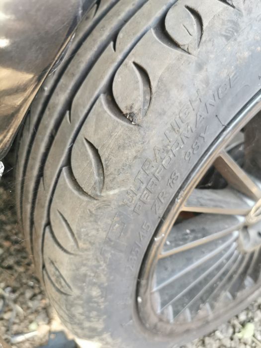 Anvelope vara 235/45 r18