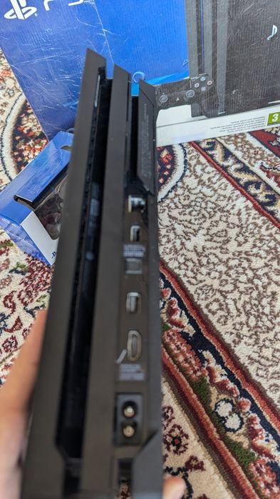Playstation 4 Pro 1tb+2 ta yangi joystick+450 ta uyin