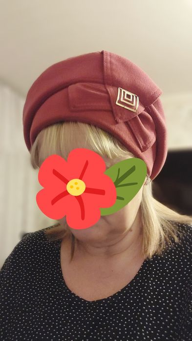 Берет женский, продаю