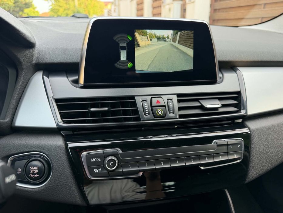 Bmw 218d gran tourer // an 2019 // facelift // joystick