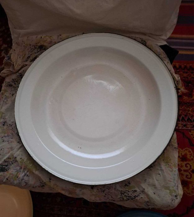 Ляганы эмалированные советские 2шт.