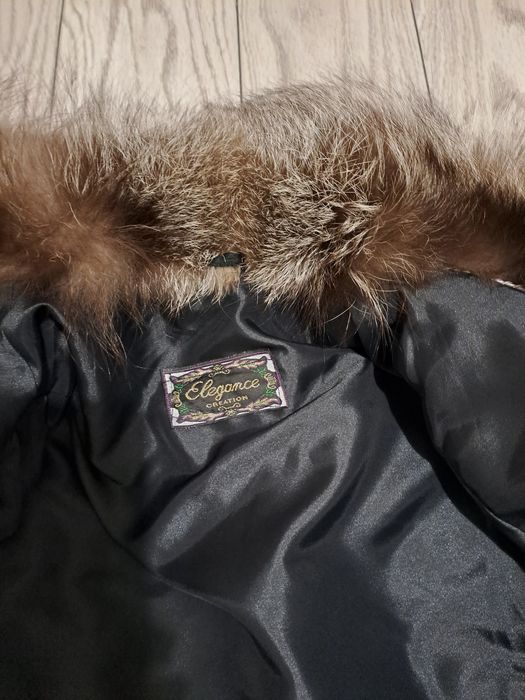 Haina de blana  deosebita