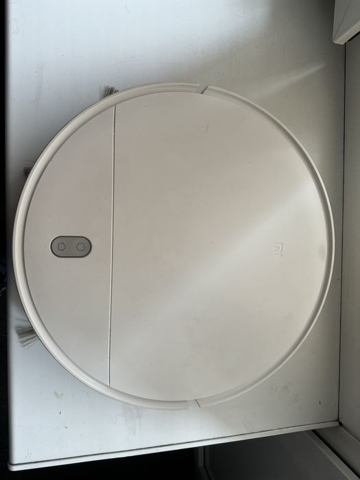 Робот пытесос Mi Robot Vacuum