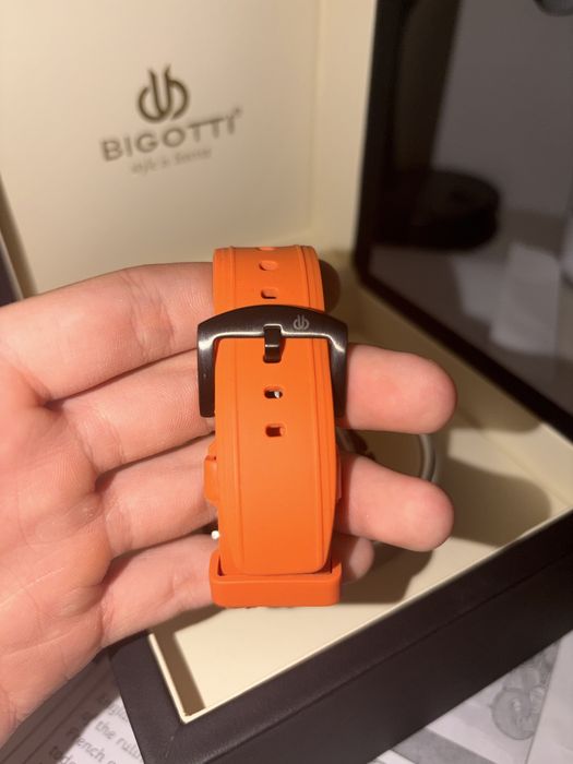 Часы Biggoti, на гарантии 4 года