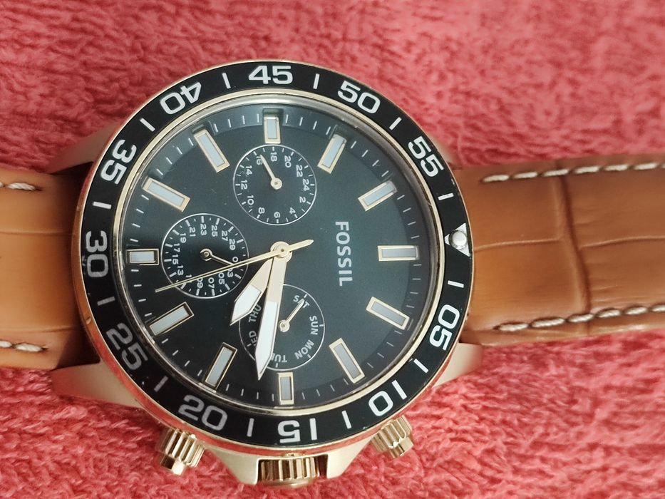 Ceas Fossil  functional