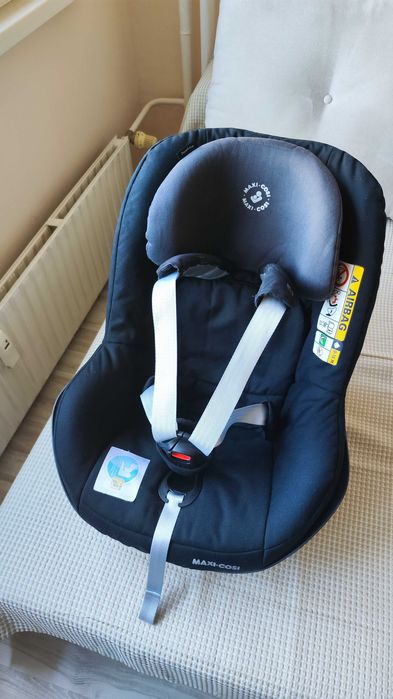 Maxi-Cosi База, Кош, и Столче за кола