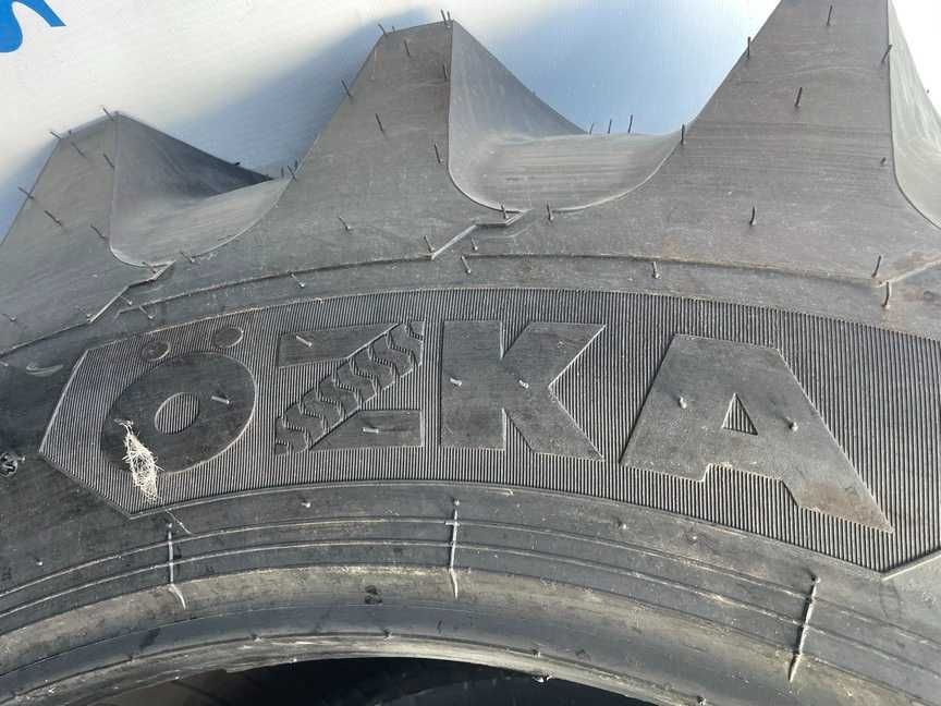 Anvelope noi radiale 520/70R38 marca Ozka pentru tractor spate Fendt