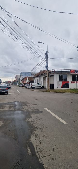 Inchiriez spațiu comercial