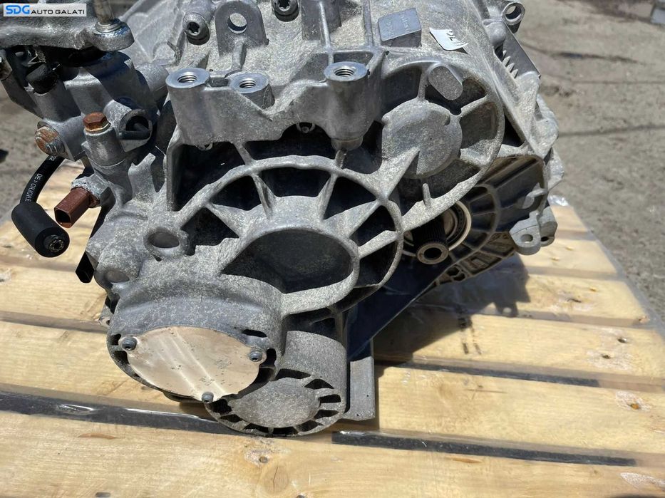 Cutie Viteze Manuala 6 Trepte Cod NGH Seat Alhambra 4x4 2.0 TDI 2011 - 2015 [V0755]