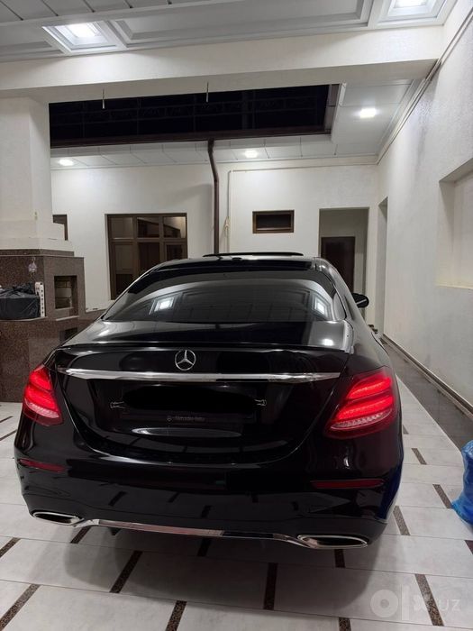 Mercedes Benz W213 E300