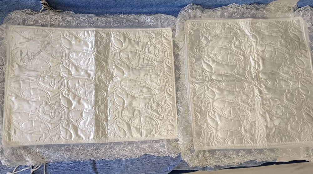 Продам новое покрывало с наволочками