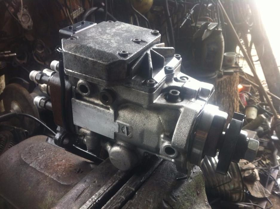 Pompa injectie ford transit 2.4 tdi