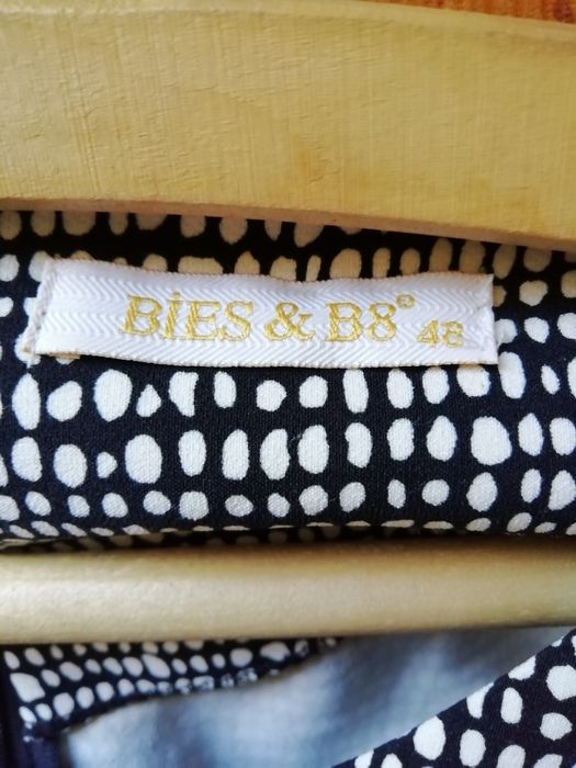 Платье на молнии