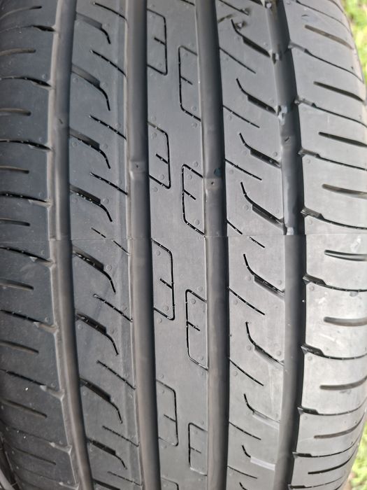 Продам шины 235/50/19 гити
