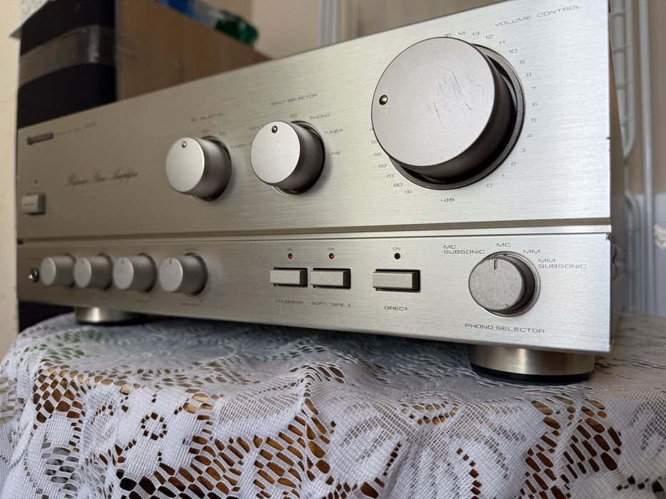 Pioneer A-676 Стерео усилвател