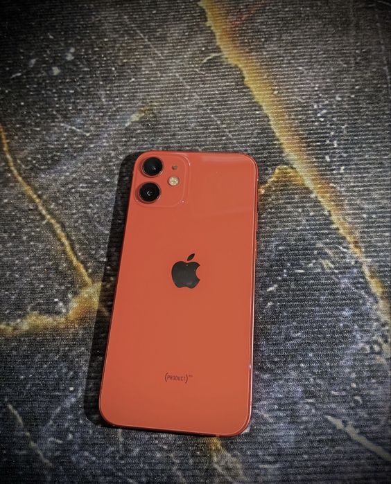 Продам Iphone 12 мини 64