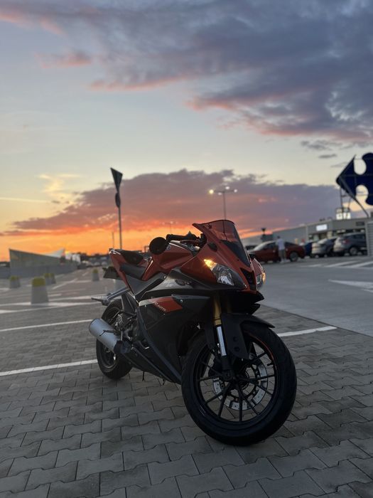 Yamaha  YZF-R125 ABS