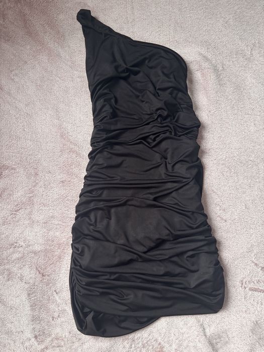 Красиви  рокли