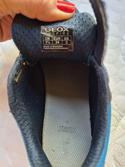 Детски обувки и мартонки Geox  34 номер