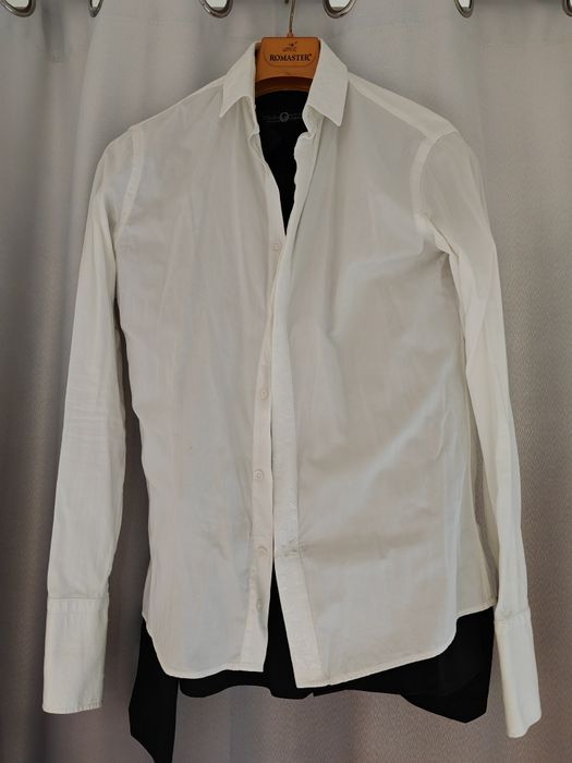 Costum masculin folosit o singură dată