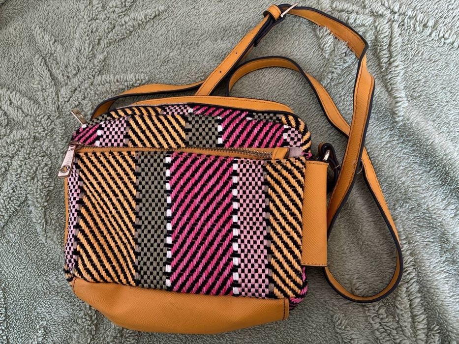 Продам сумки и школьные пеналы