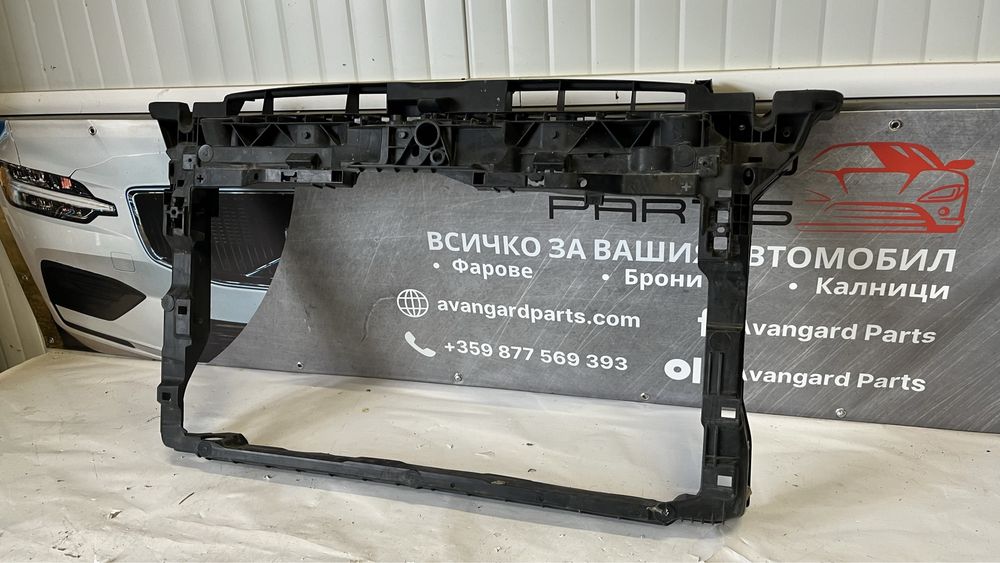 Очиларка VW Golf 8 2019-