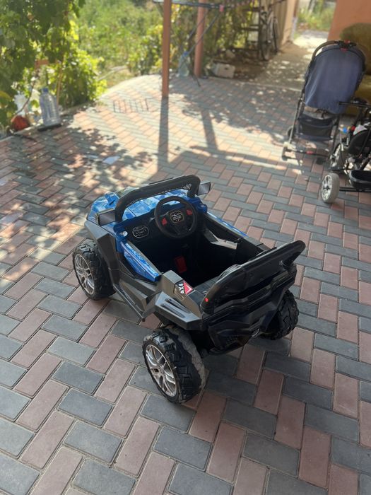 Машина продам де